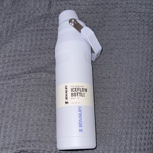 Stanley Iceflow Bottle in Light Blue